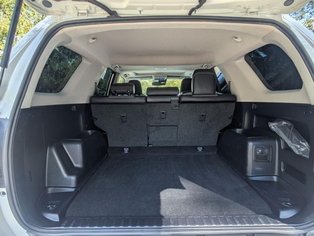 صورة مصغرة 13 لـ 2024 Toyota 4RUNNER SR5 PREMIUM