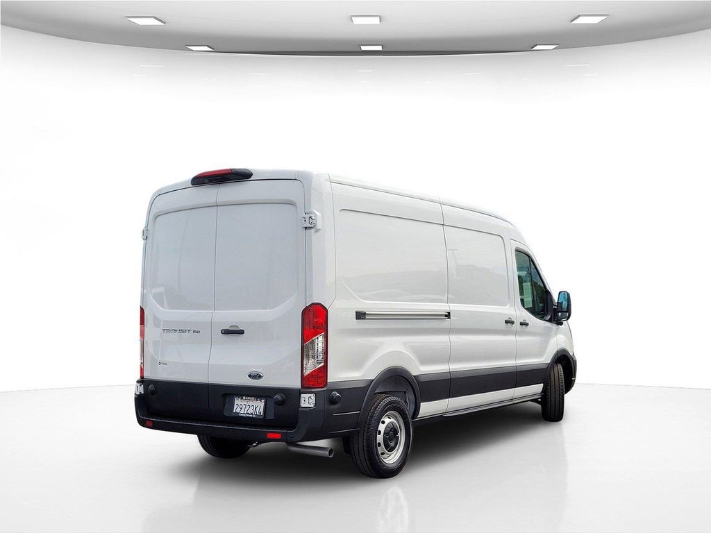 صورة 6 لـ 2025 FORD TRANSIT-150 BASE
