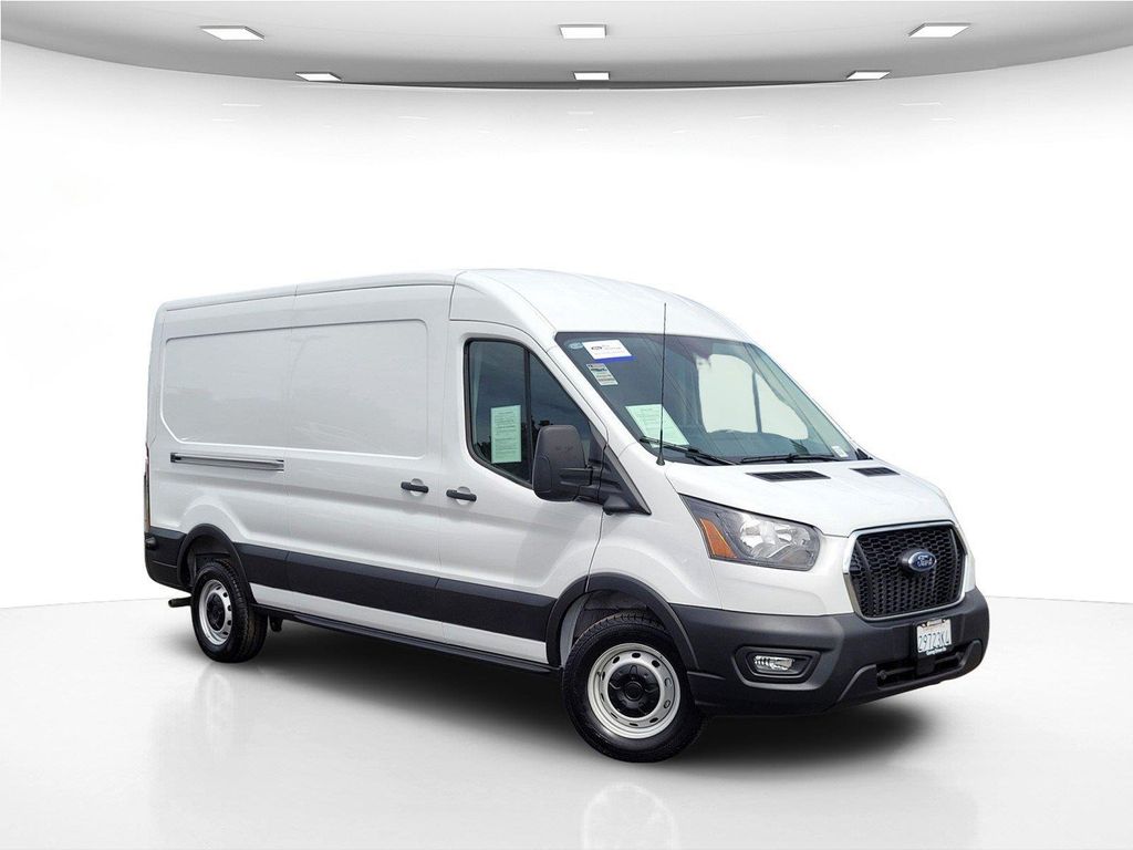 صورة 2 لـ 2025 FORD TRANSIT-150 BASE