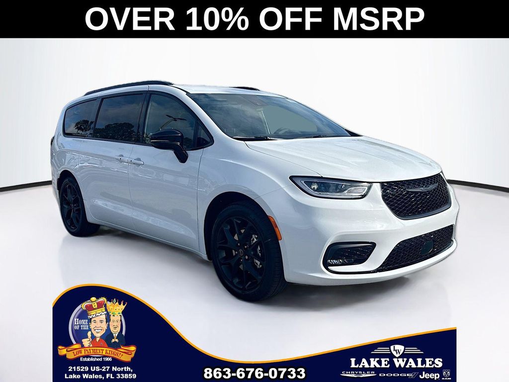 New 2026 Chrysler Pacifica L