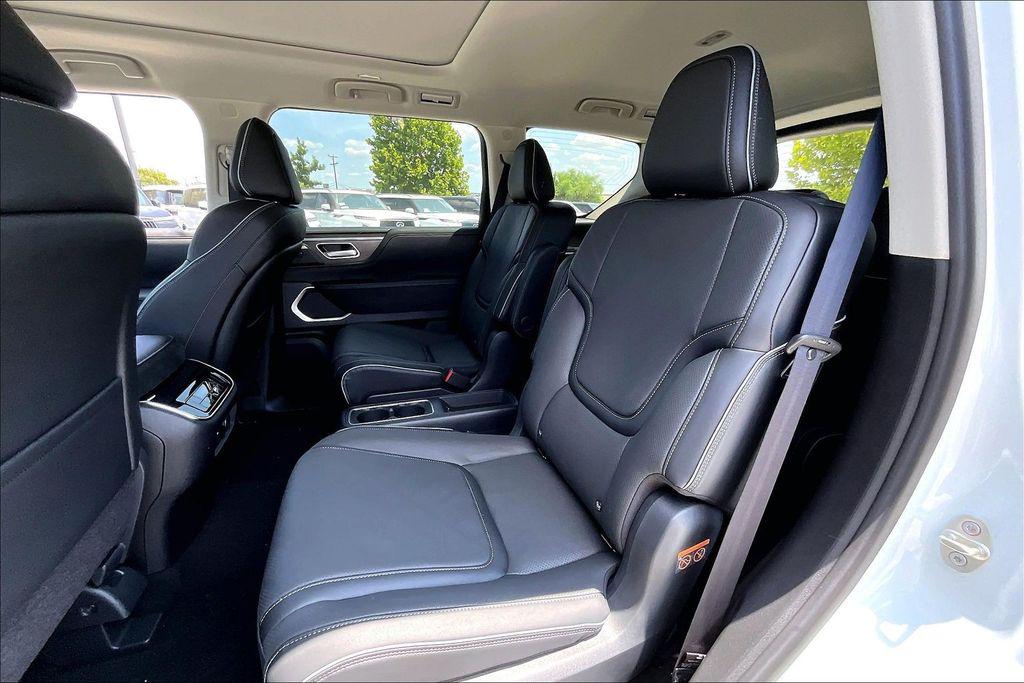 2027 Infiniti QX80 LUXE 缩略图 14