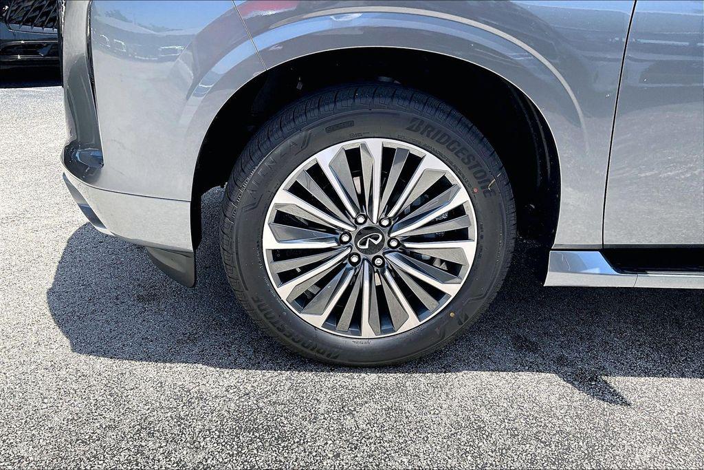 2027 Infiniti QX80 LUXE — миниатюра 16