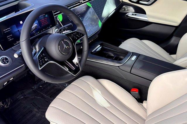 MERCEDES-BENZ E-CLASS - 6