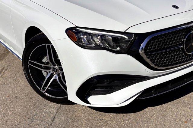 MERCEDES-BENZ E-CLASS - 3