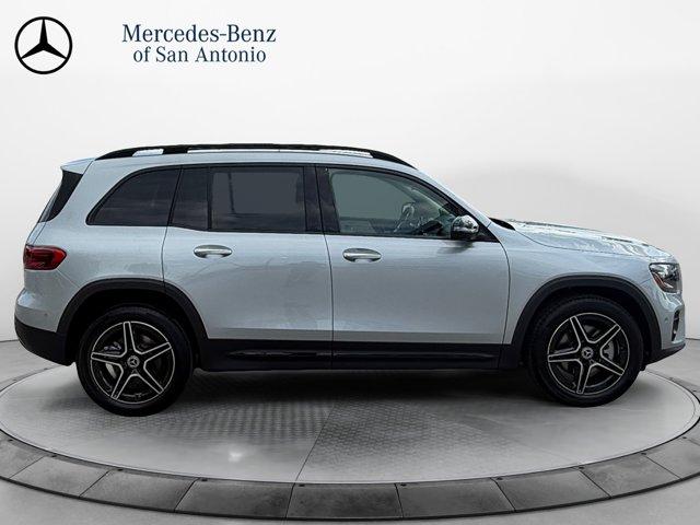 صورة 8 لـ 2026 Mercedes-BENZ GLB