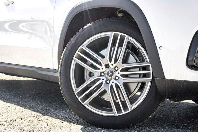 MERCEDES-BENZ GLS - 2