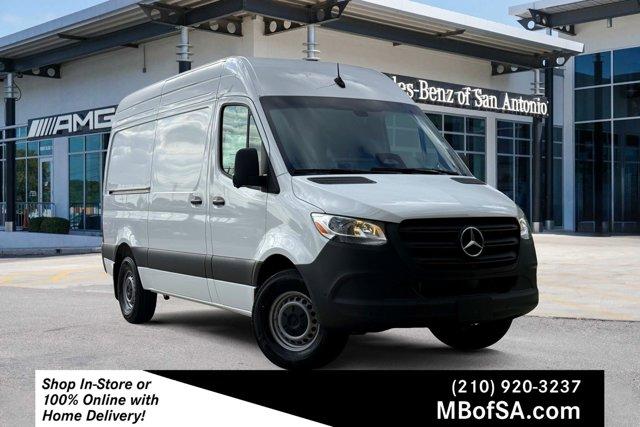 New 2026 Mercedes-Benz Sprinter 2500 Standard Roof