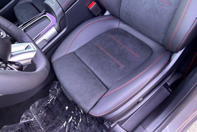 MERCEDES-BENZ GLB-CLASS AMG - 10