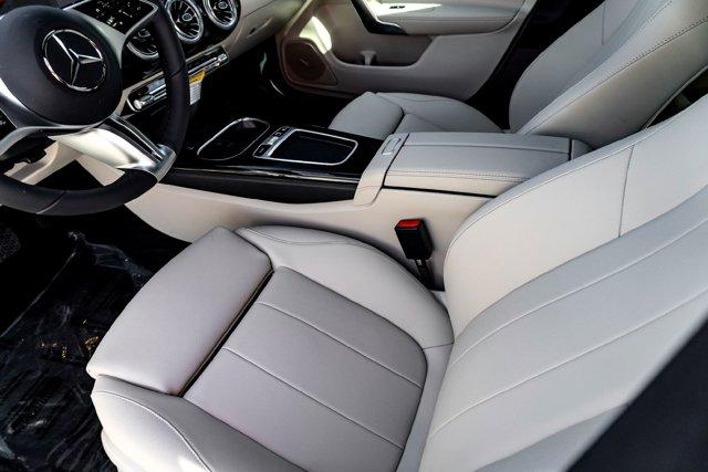 2025 Mercedes-BENZ CLA — фото 10