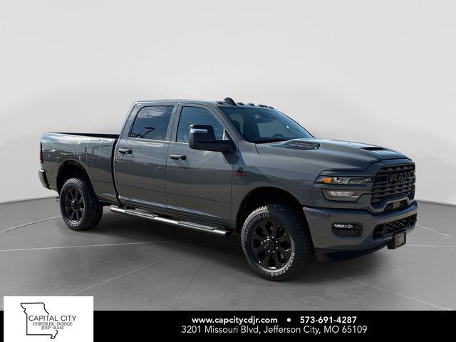 New 2026 RAM 2500 Black Express Crew Cab 4x4 6'4' Box
