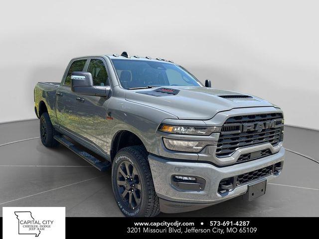 New 2026 RAM 2500 Tradesman Crew Cab 4x4 6'4' Box
