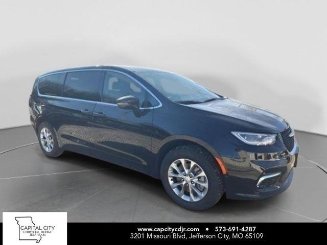 New 2026 Chrysler Pacifica L