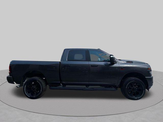 2026 RAM 2500 BIG HORN CREW CAB 4X4 6'4' BOX 照片 2