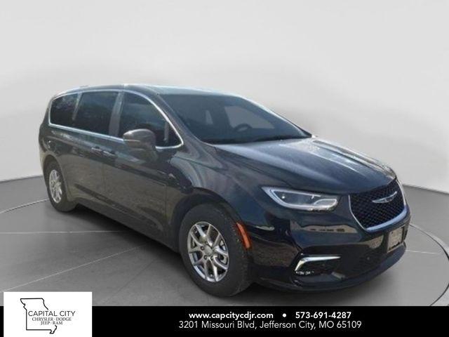 New 2026 Chrysler Pacifica L