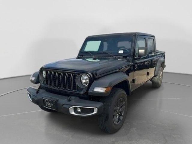 New 2025 Jeep Gladiator Sport S
