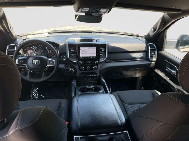 صورة مصغرة 18 لـ 2025 RAM 1500 BIG HORN/LONE STAR