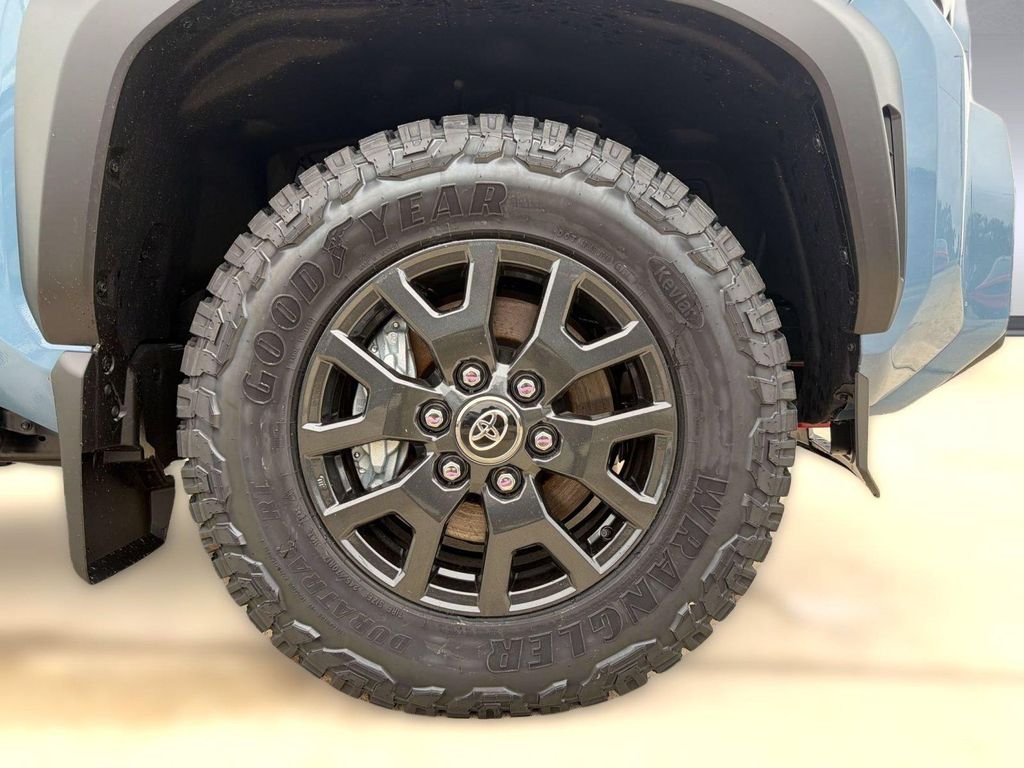 2026 Toyota 4RUNNER SR5 — миниатюра 12