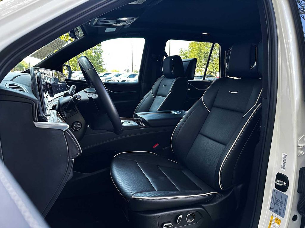 2024 Cadillac ESCALADE PREMIUM LUXURY — фото 9