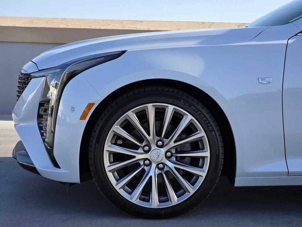 2026 Cadillac CT5 PREMIUM LUXURY — фото 6