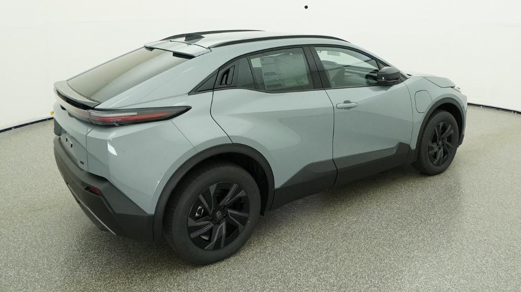 2026 Toyota C-HR SE — фото 7
