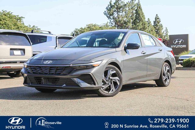 New 2025 Hyundai ELANTRA HEV SEL