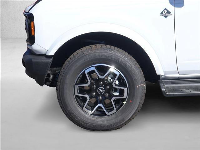 FORD BRONCO - 10
