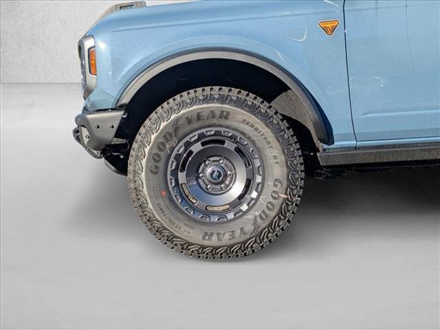 FORD BRONCO - 10