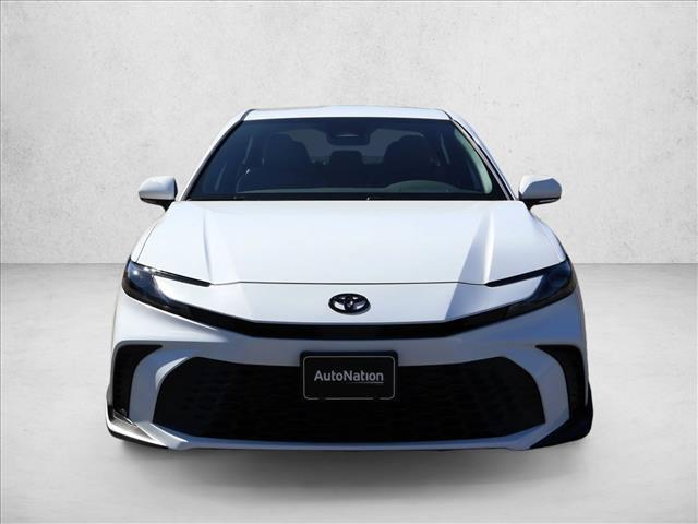 2025 Toyota CAMRY SE 照片 2
