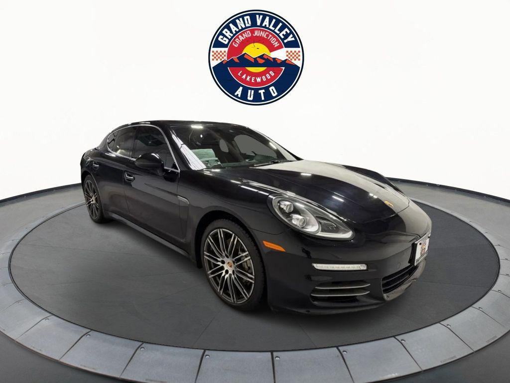 2016 Porsche Panamera