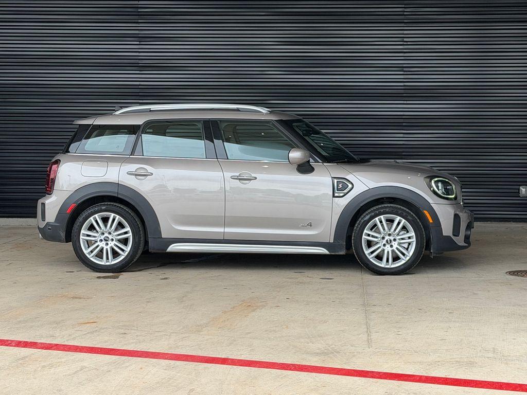 صورة 9 لـ 2024 MINI COUNTRYMAN COOPER S ALL4