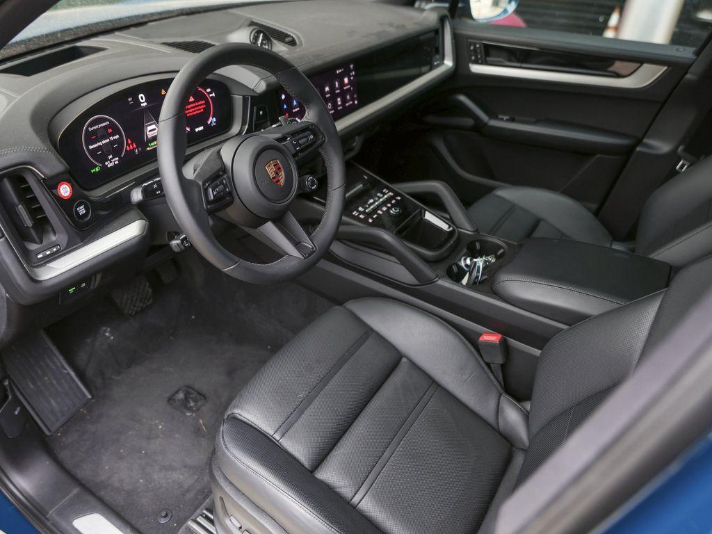 PORSCHE CAYENNE - 4