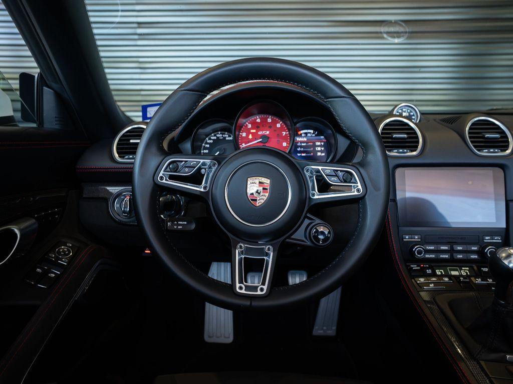 2025 Porsche 718 BOXSTER GTS 4.0 — фото 25