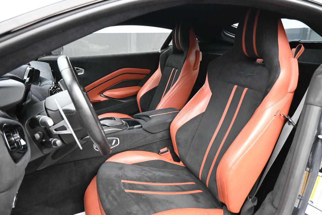 2020 Aston Martin VANTAGE BASE — фото 10