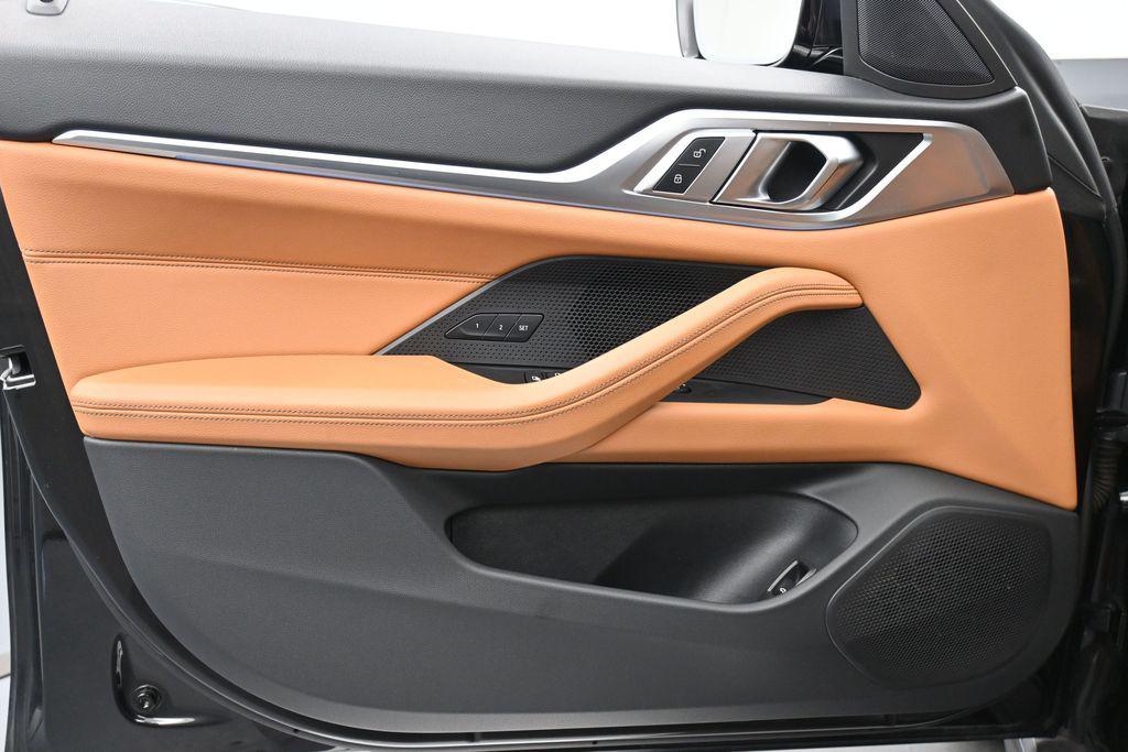 صورة 9 لـ 2024 BMW I4 GRAN COUPE XDRIVE40