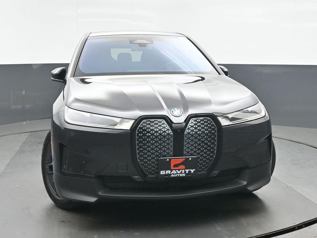 صورة 8 لـ 2024 BMW IX XDRIVE50