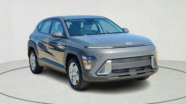 New 2026 Hyundai KONA SE
