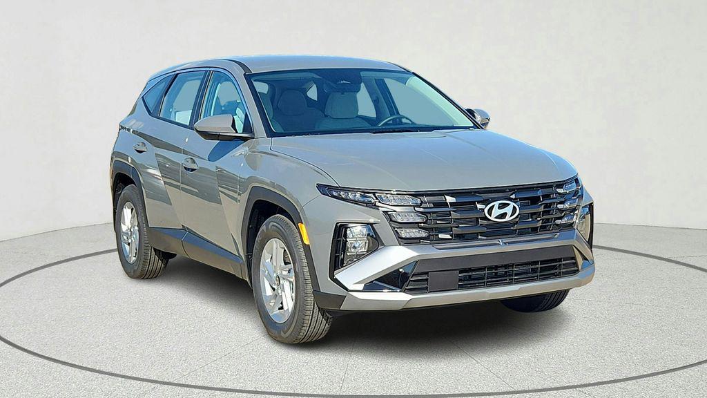 New 2026 Hyundai TUCSON SE