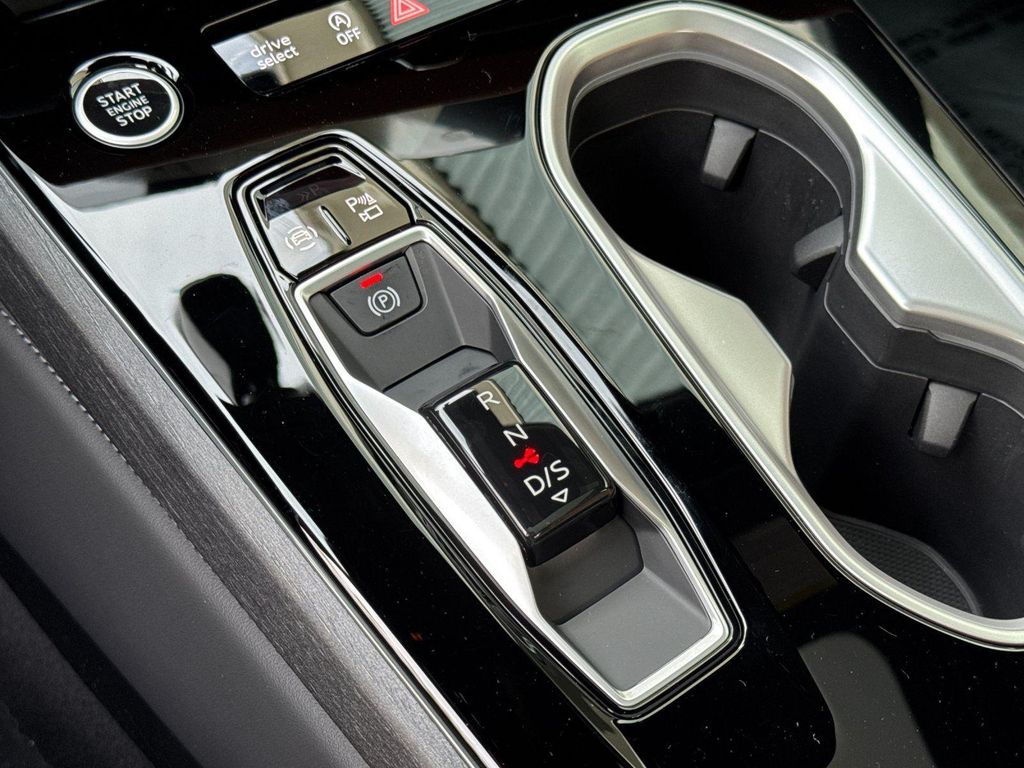 2026 AUDI A6 PREMIUM PLUS QUATTRO S TRONIC — миниатюра 20