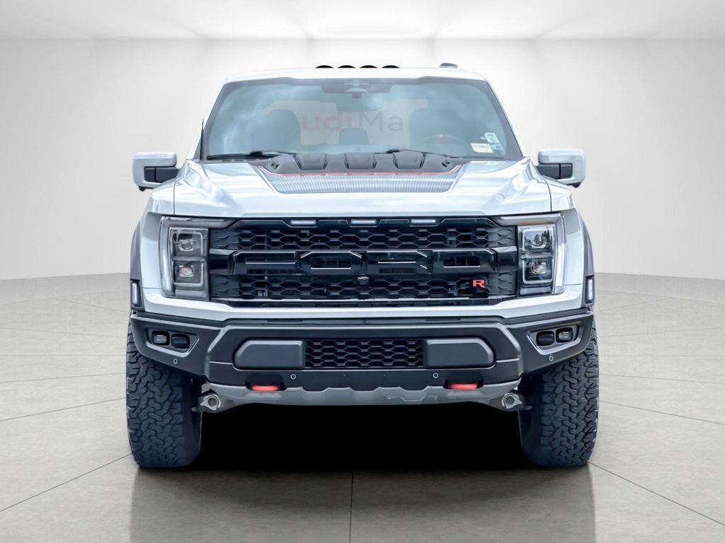 FORD F-150 RAPTOR R - 8