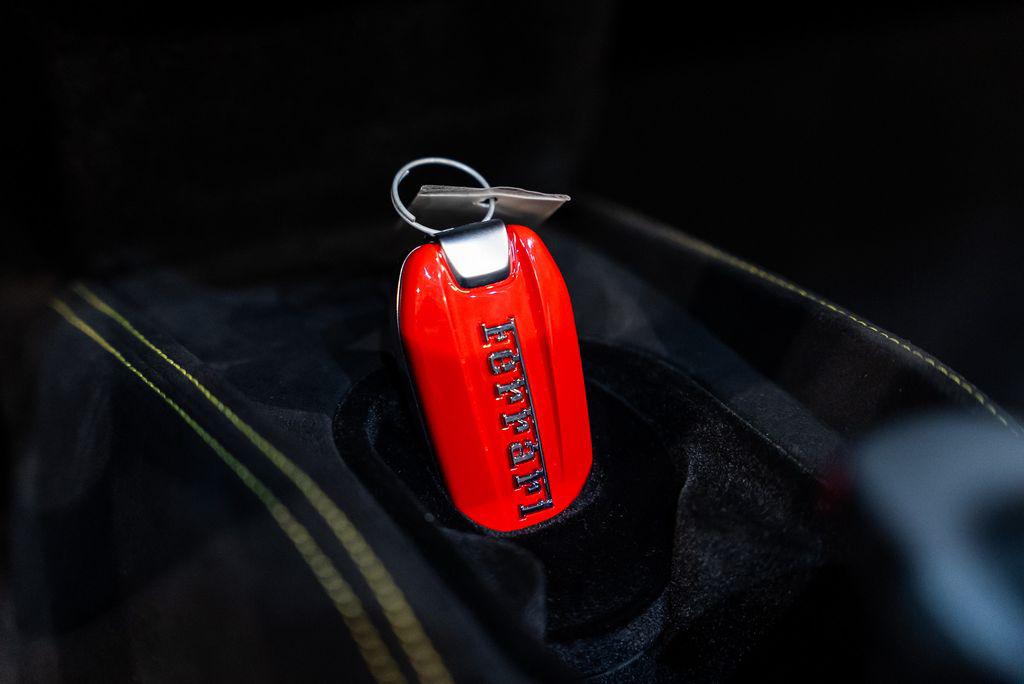 2021 Ferrari F8 SPIDER BASE 照片 36