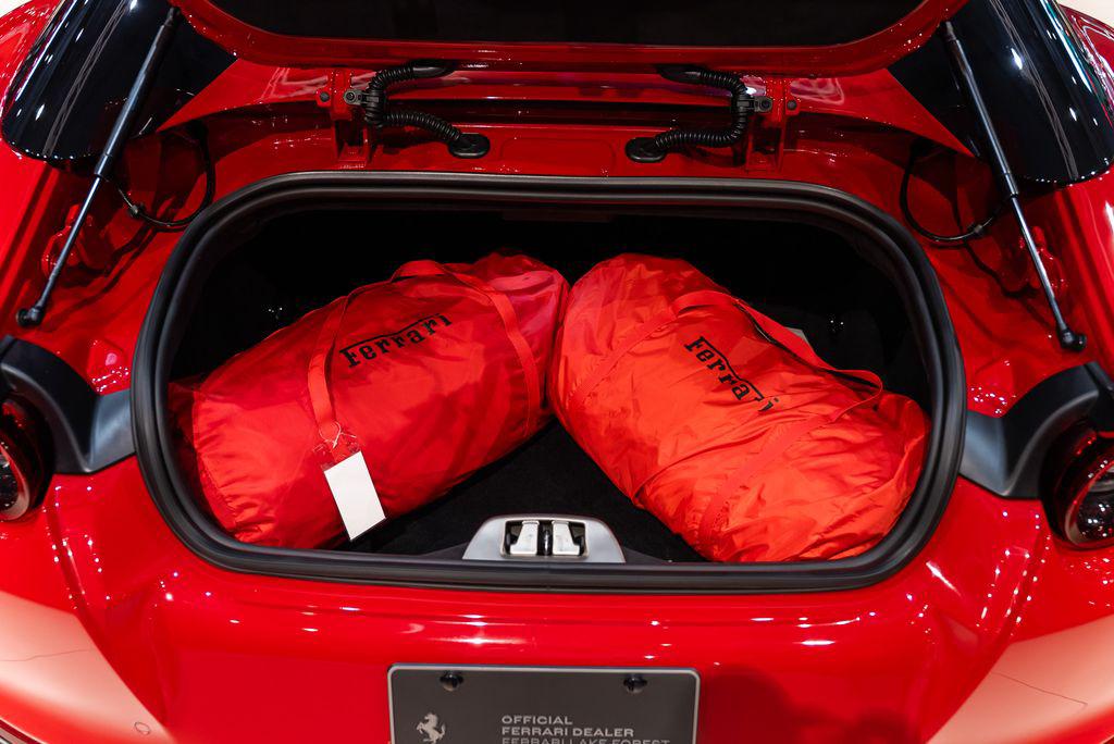 صورة مصغرة 23 لـ 2023 Ferrari 812 GTS BASE