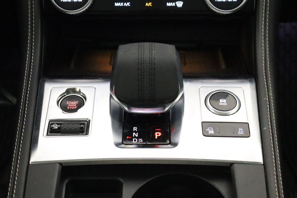 صورة مصغرة 28 لـ 2025 Jaguar F-PACE R-DYNAMIC S P250 AWD AUTOMATIC