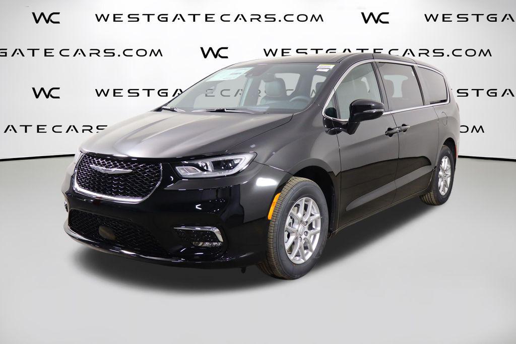 New 2026 Chrysler Pacifica L