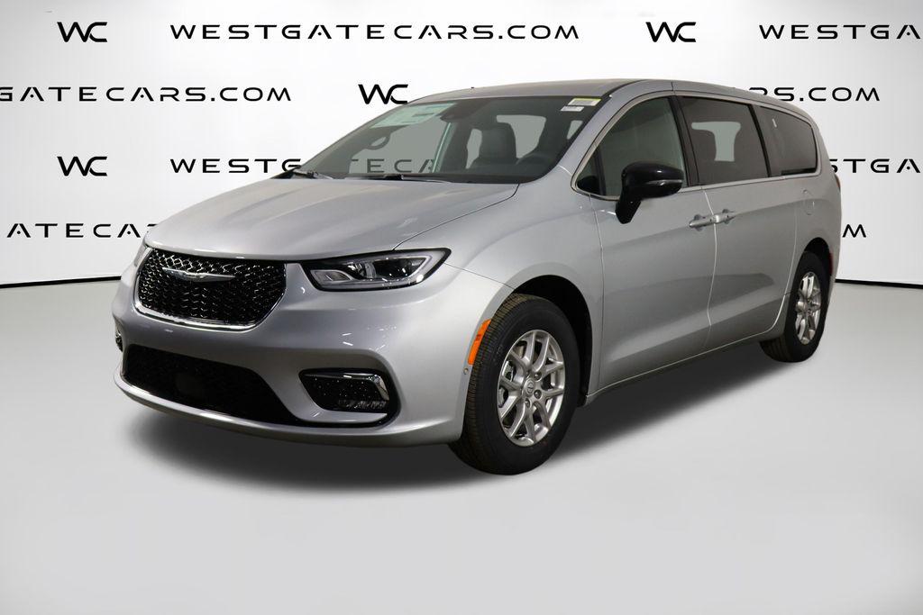 New 2026 Chrysler Pacifica L