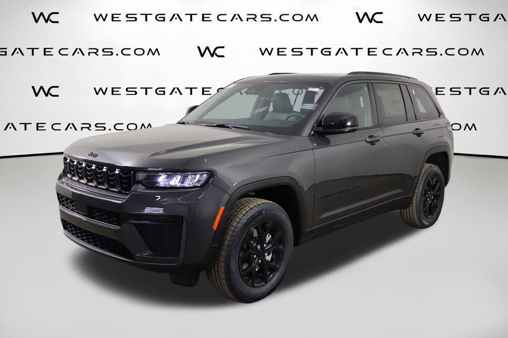 New 2026 Jeep Grand Cherokee Altitude