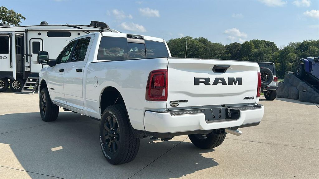 صورة 6 لـ 2026 RAM 2500 BIG HORN CREW CAB 4X4 6'4' BOX