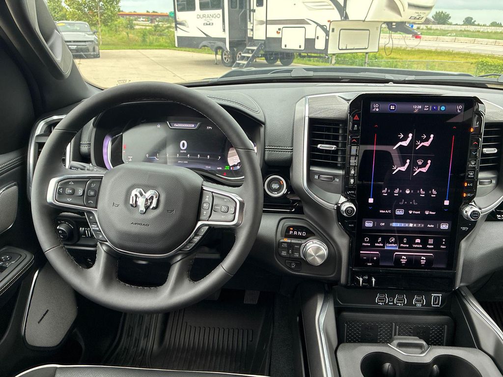 2026 RAM 1500 LARAMIE 缩略图 15