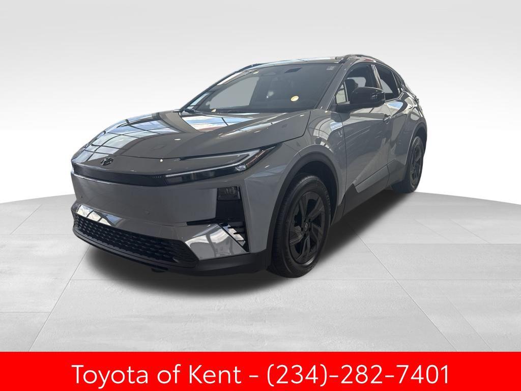 New 2026 Toyota C-HR SE