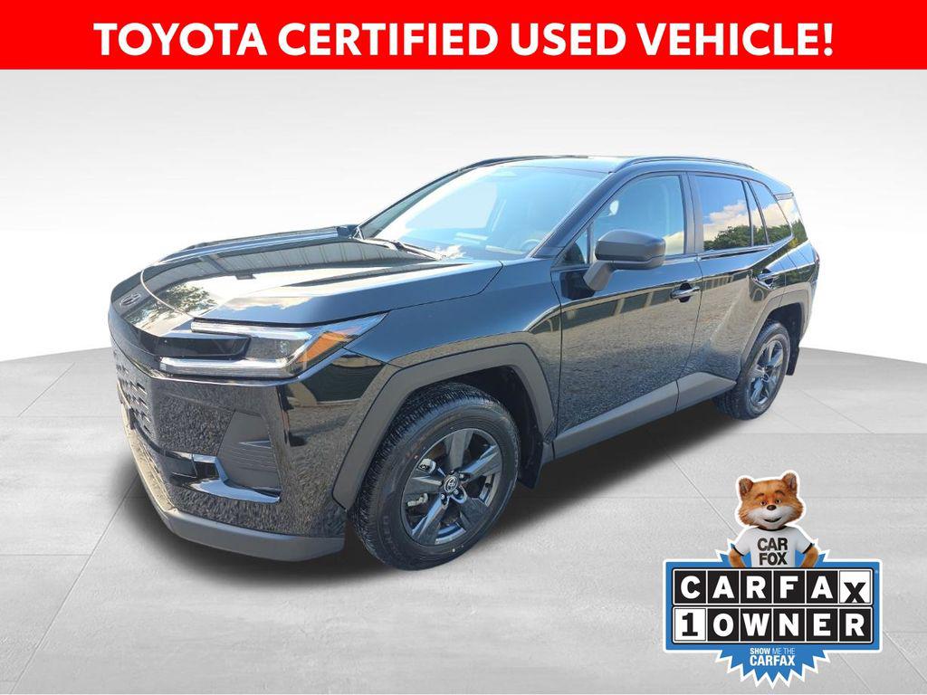 2026 Toyota RAV4 LE 照片 1