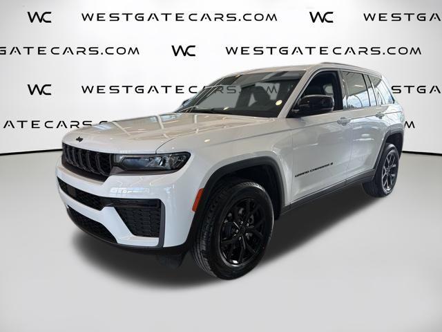 New 2026 Jeep Grand Cherokee Laredo